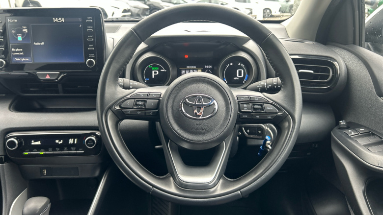 Toyota Yaris 1.5 Hybrid Design 5dr CVT Hybrid Hatchback